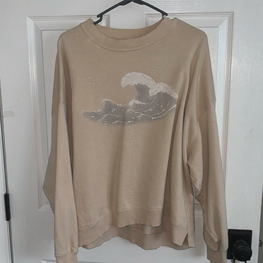 American eagle crewneck size large